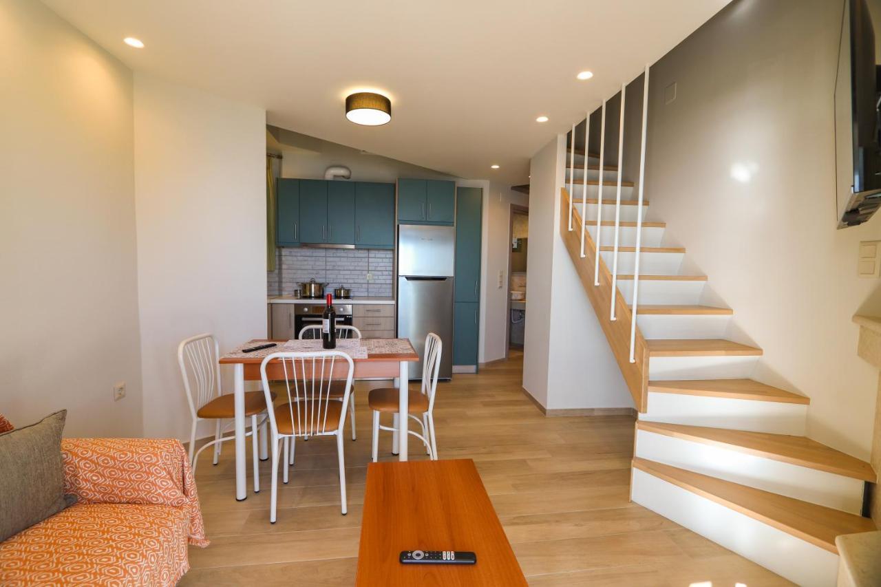 East & West Seaside Apartments Gialtra Luaran gambar