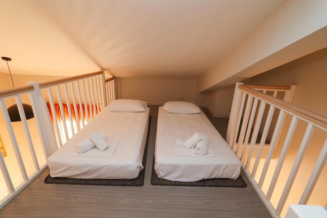 East & West Seaside Apartments Gialtra Luaran gambar