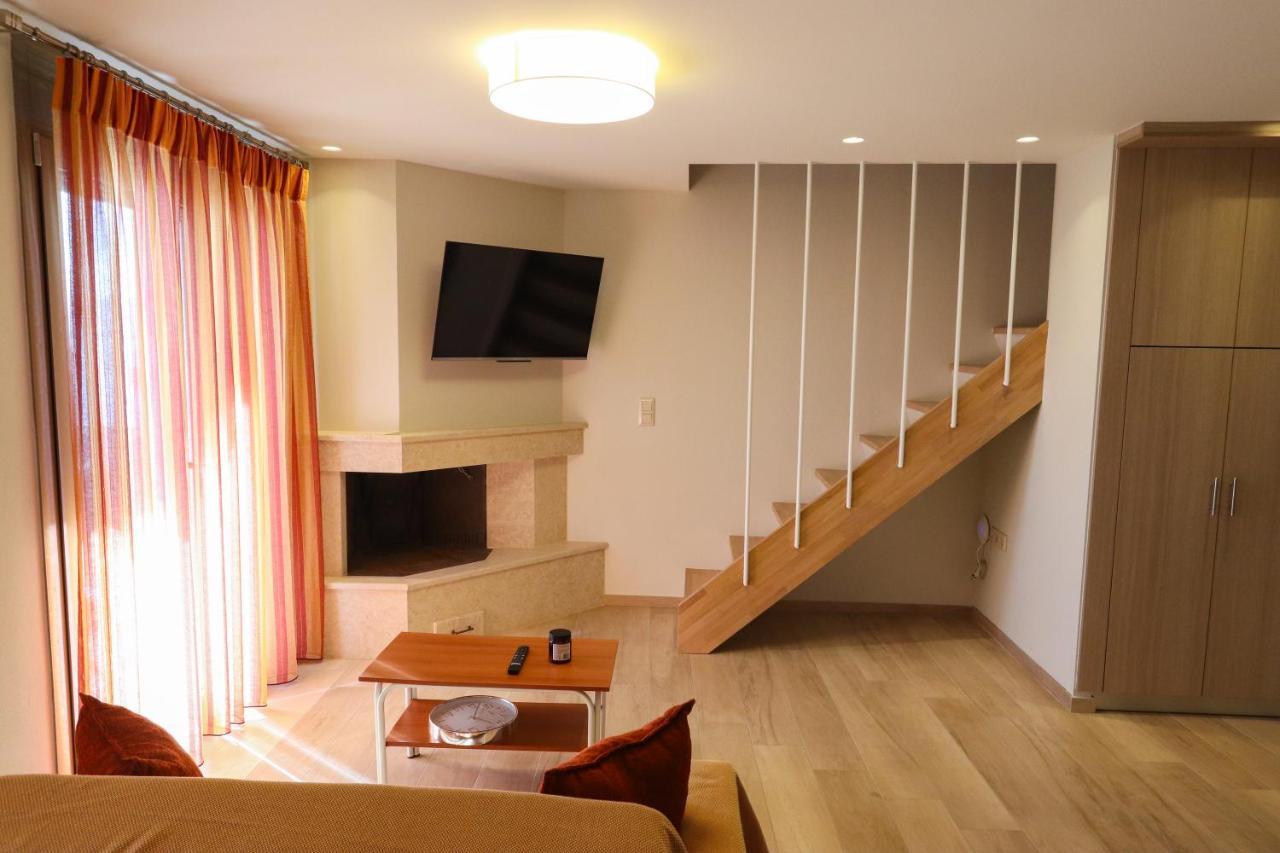 East & West Seaside Apartments Gialtra Luaran gambar