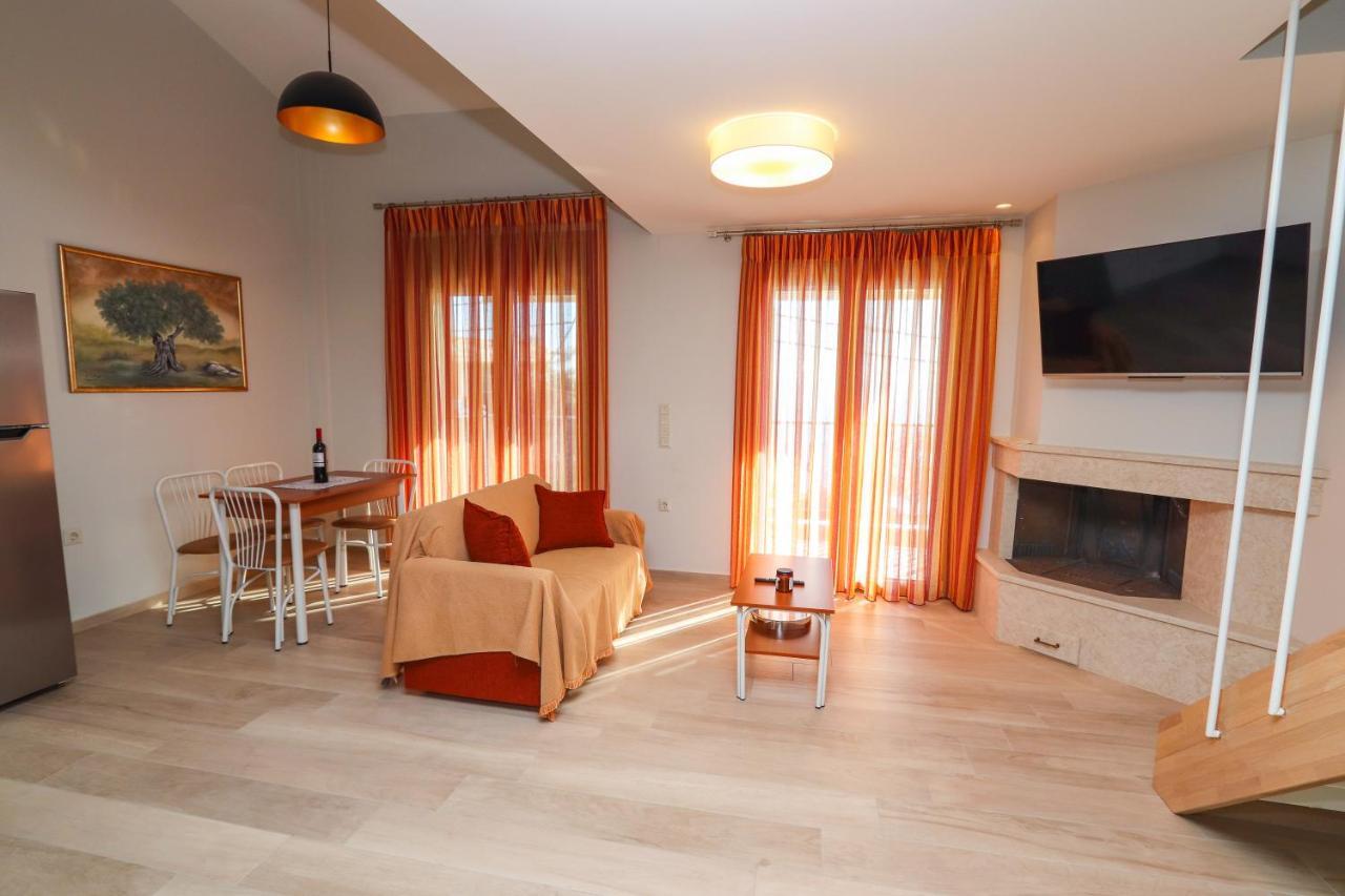 East & West Seaside Apartments Gialtra Luaran gambar